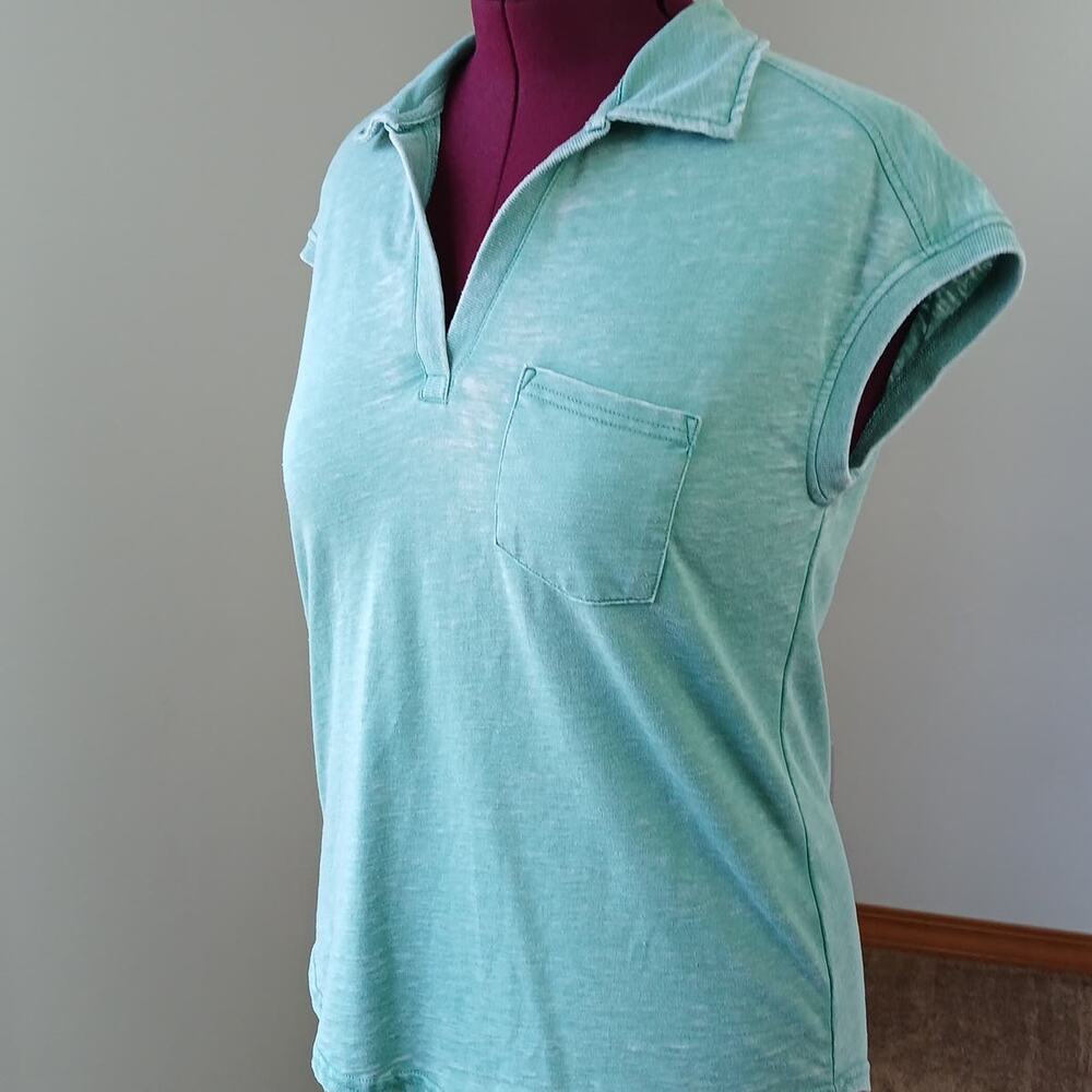 Jane + Delancey Green Polo Tee Small blouse top distressed retro LGBTQ+ Love